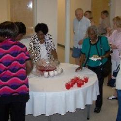 Citizens enjoy refreshments.