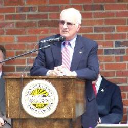 State Senator David Weinstein addresses the crowd.